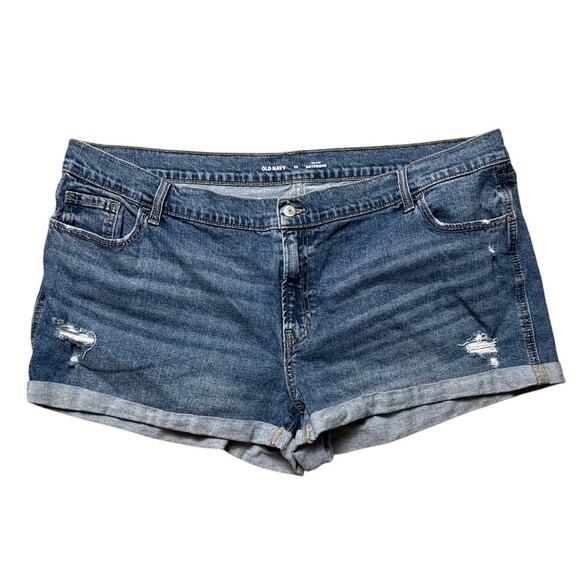 Old Navy Plus Distressed Mid-Rise‎ Boyfriend Medium Wash Shorts Size 22 - Picture 2 of 7